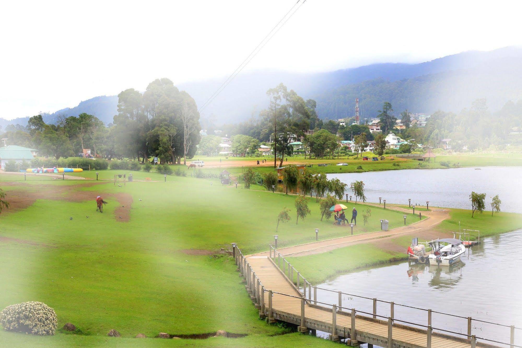 Royal Pearl Hills Hotel Nuwara Eliya Exterior photo